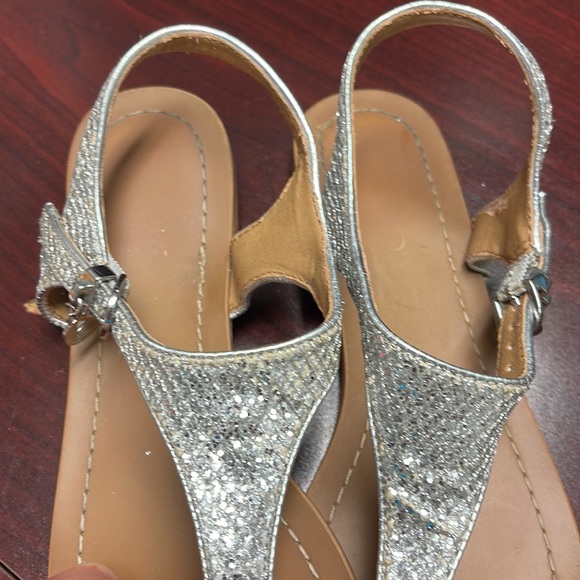 Aldo Silver Sequence Sandals 🩴 and Rasolli Cream/Beige Sandals - Picture 9 of 12